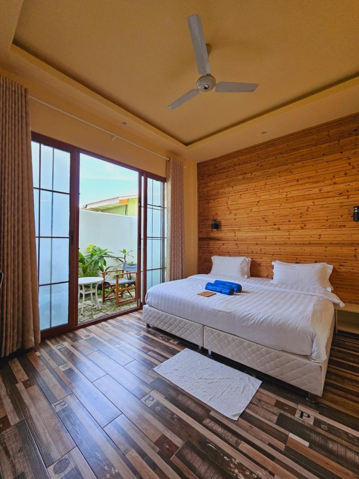 Thundi Village & Spa Maalhos  Экстерьер фото