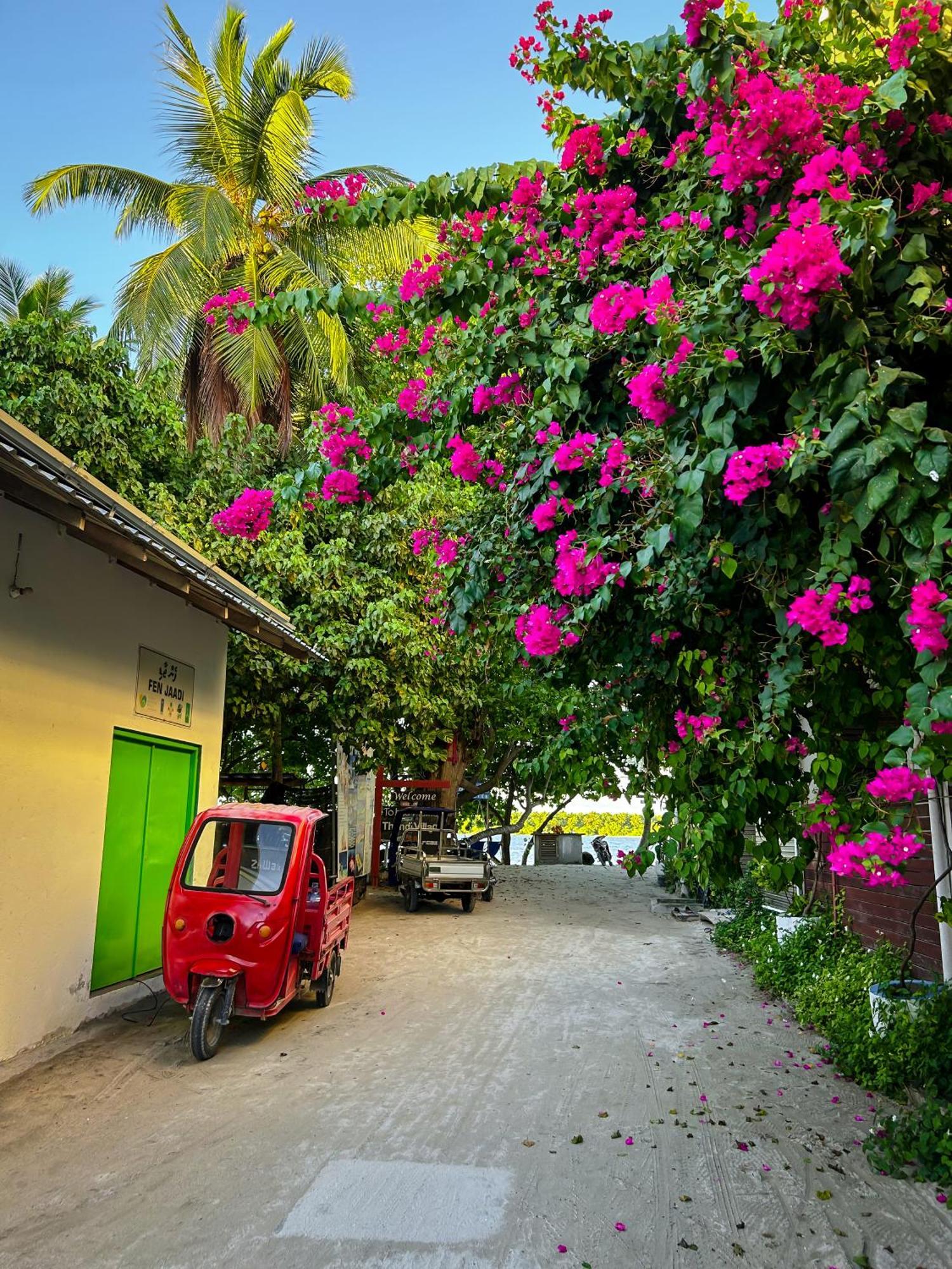 Thundi Village & Spa Maalhos  Экстерьер фото